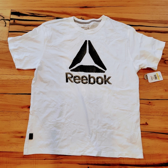 Nwt reebok tshirt - Picture 1 of 3